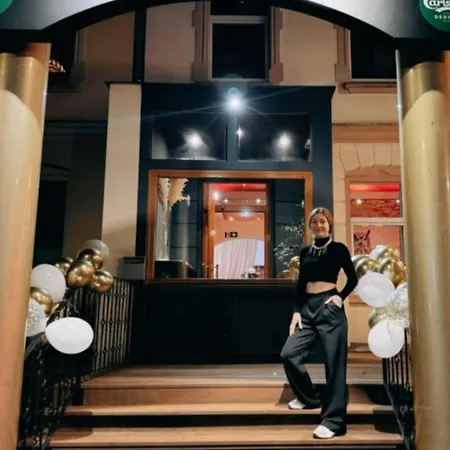 ゲストハウス Gruen ツウィッカウ