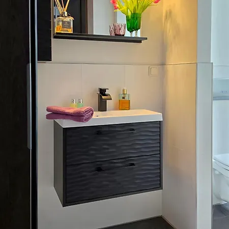 Gruen ゲストハウス