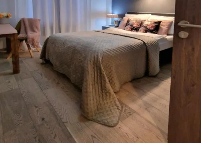 Gruen 3* ツウィッカウ